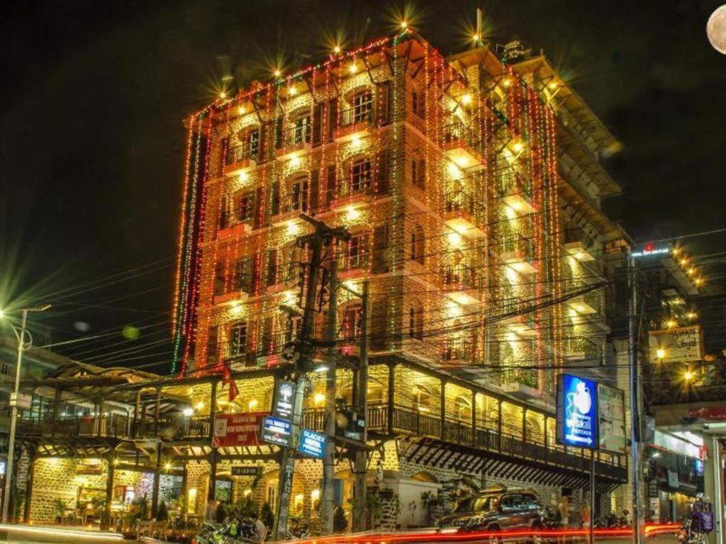 Glacier Hotel & Spa Pokhara Dış mekan fotoğraf